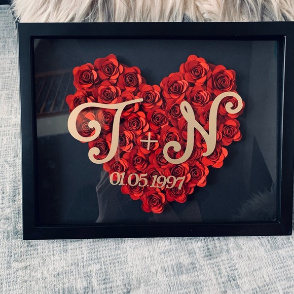 Roses heart shadow box - Picture 10 of 16